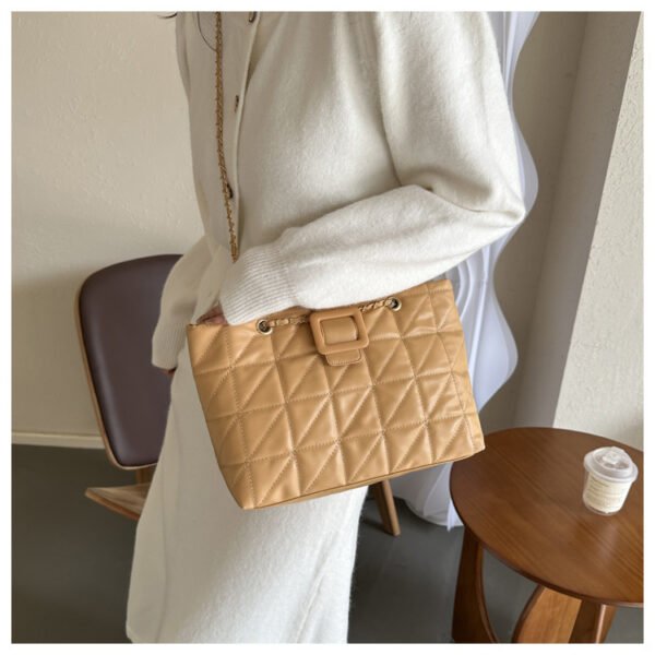 Women Shoulder Bags New Trendy Chic Chanel-style Rhombus Chain Bag - Image 3