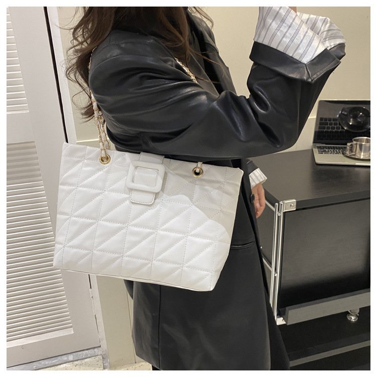 Women Shoulder Bags New Trendy Chic Chanel-style Rhombus Chain Bag - Image 10