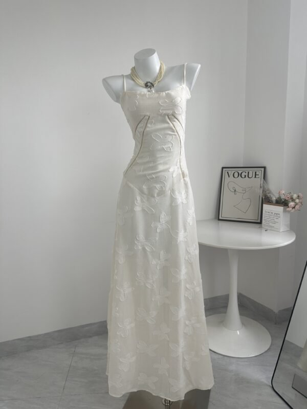 New Embroidered Floral Long Skirt With High-end Feel, Luxurious Camisole Skirt, Slimming Dress - Image 2